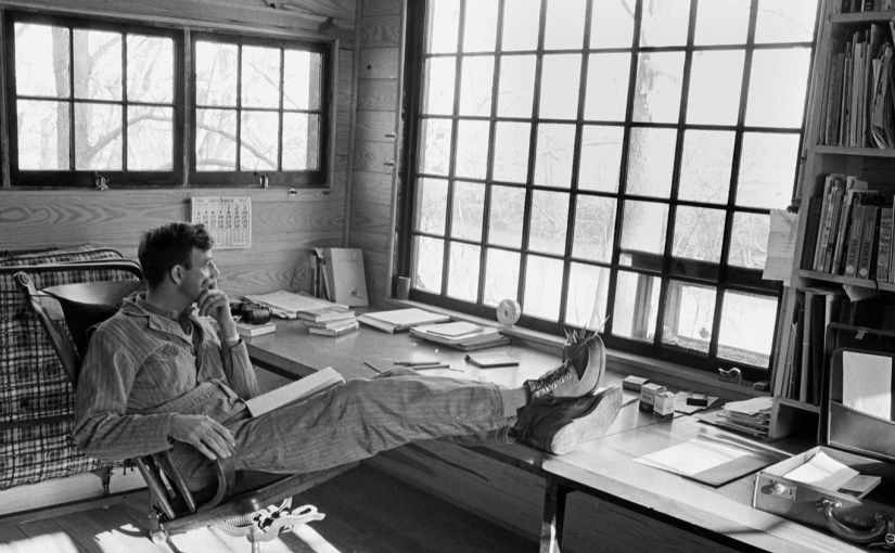 Wendell Berry and the Gift of Remembrance: November Gratitude Reading Plan (Day&nbsp;26)